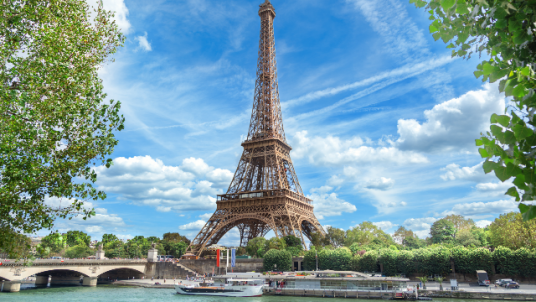 GEM Alumni and Students in Fashion, Design and Luxury Management  event - Paris 